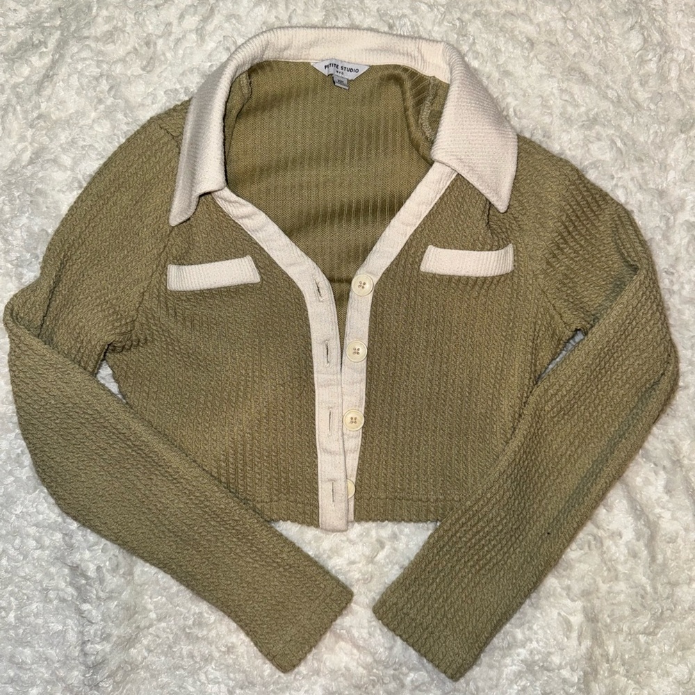 Stylish Olive Green Cropped Sweater